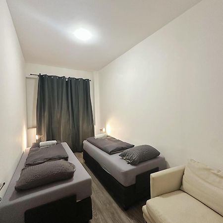Apartament 2Schlafenzimmer 5Betten Montuerwhonung Düsseldorf Zewnętrze zdjęcie