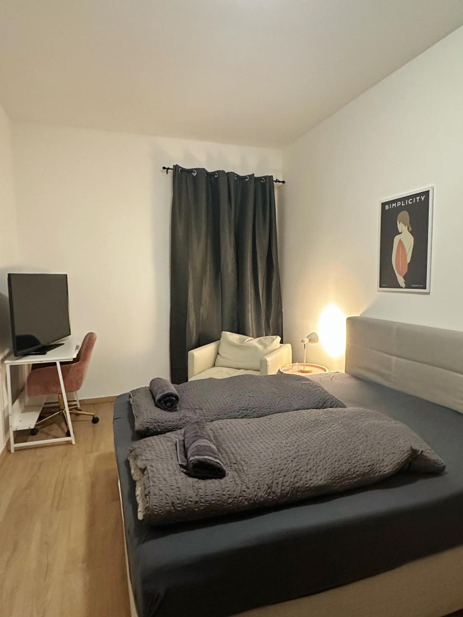 Apartament 2Schlafenzimmer 5Betten Montuerwhonung Düsseldorf Zewnętrze zdjęcie