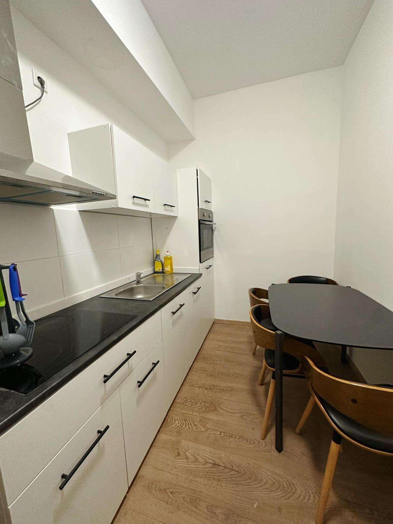 Apartament 2Schlafenzimmer 5Betten Montuerwhonung Düsseldorf Zewnętrze zdjęcie